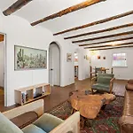 Holiday home Soulful Historic Adobe - 5 Mins To Plaza - Spacious And Inspiring *