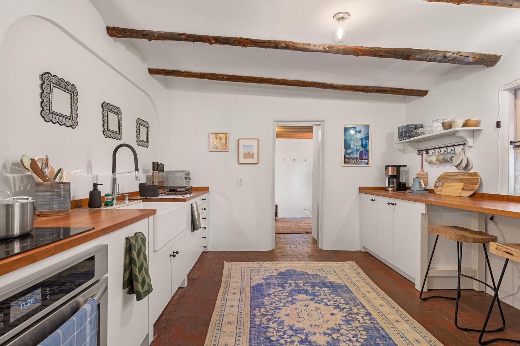 Location - Adorable Adobe - King And Queen Holiday home Santa Fe