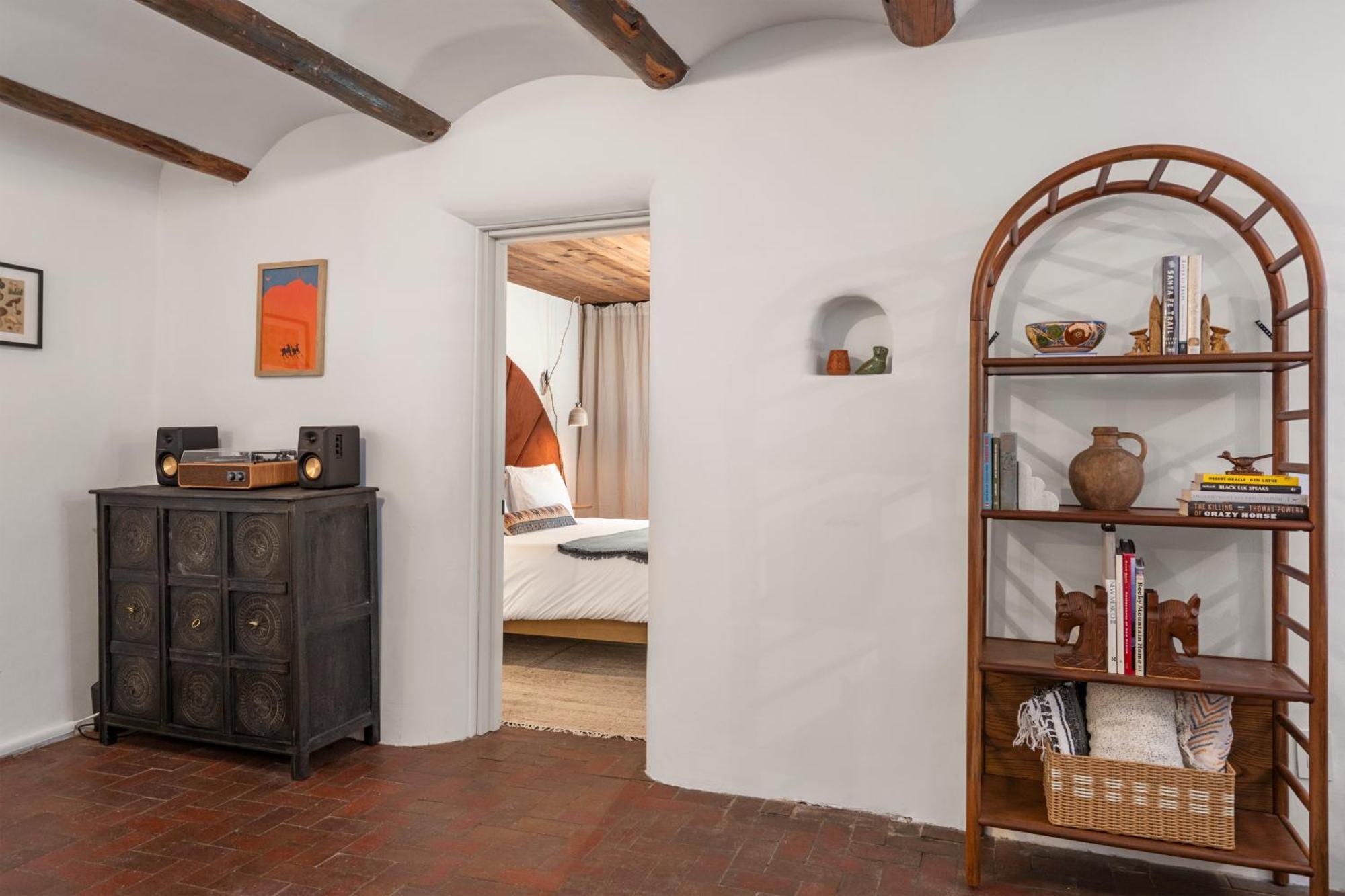 Location - Adorable Adobe - King And Queen Holiday home Santa Fe